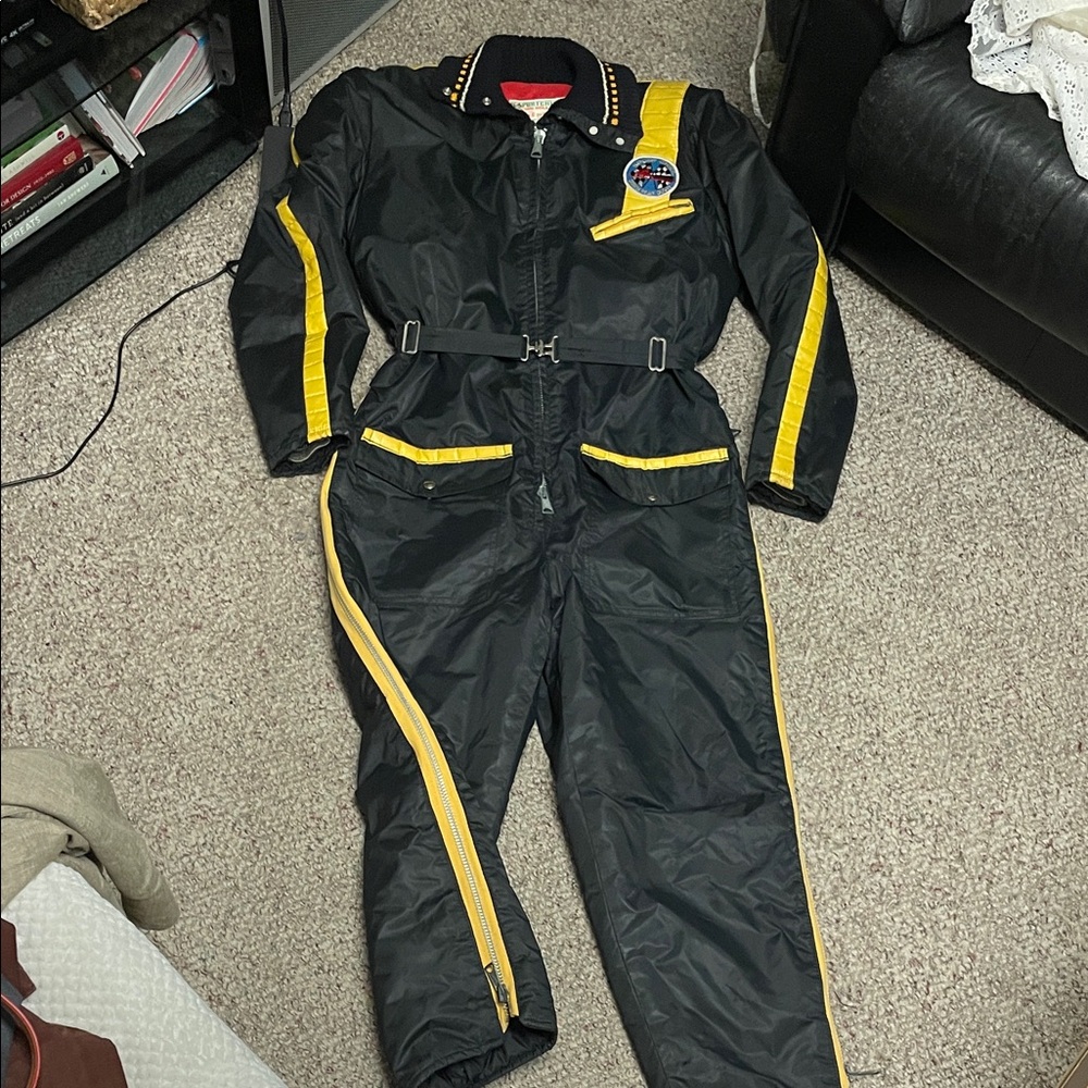 Vintages 70s downfilled puffer Black and reflective Yellow stripe snow/ski Suit